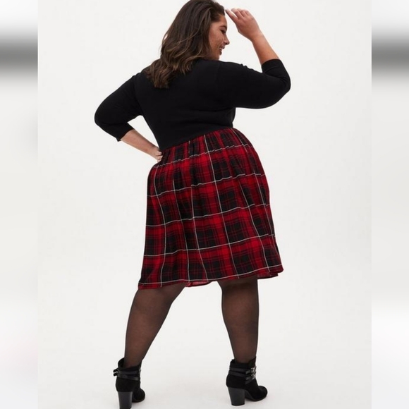 NWT Red Plaid Challis To Knit Dress - Picture 3 of 5